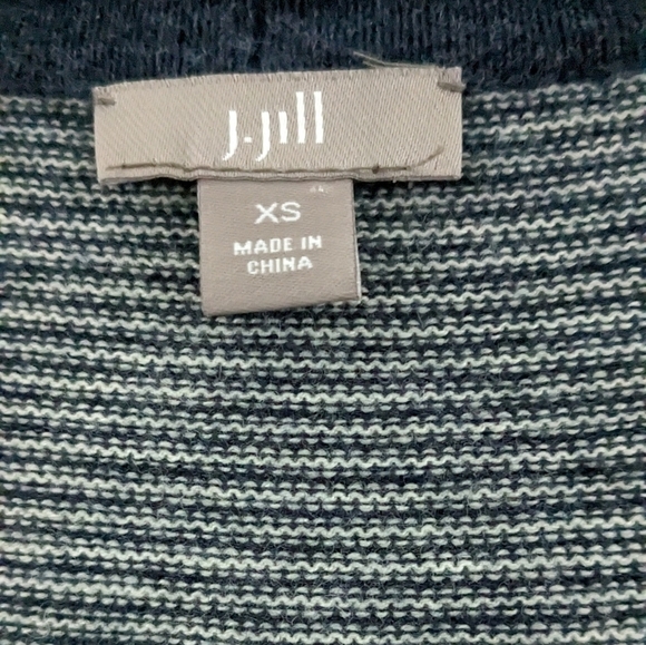 J. JILL  Women's Wool Blend Striped Button Cardigan. Size Extra Small - Picture 3 of 4